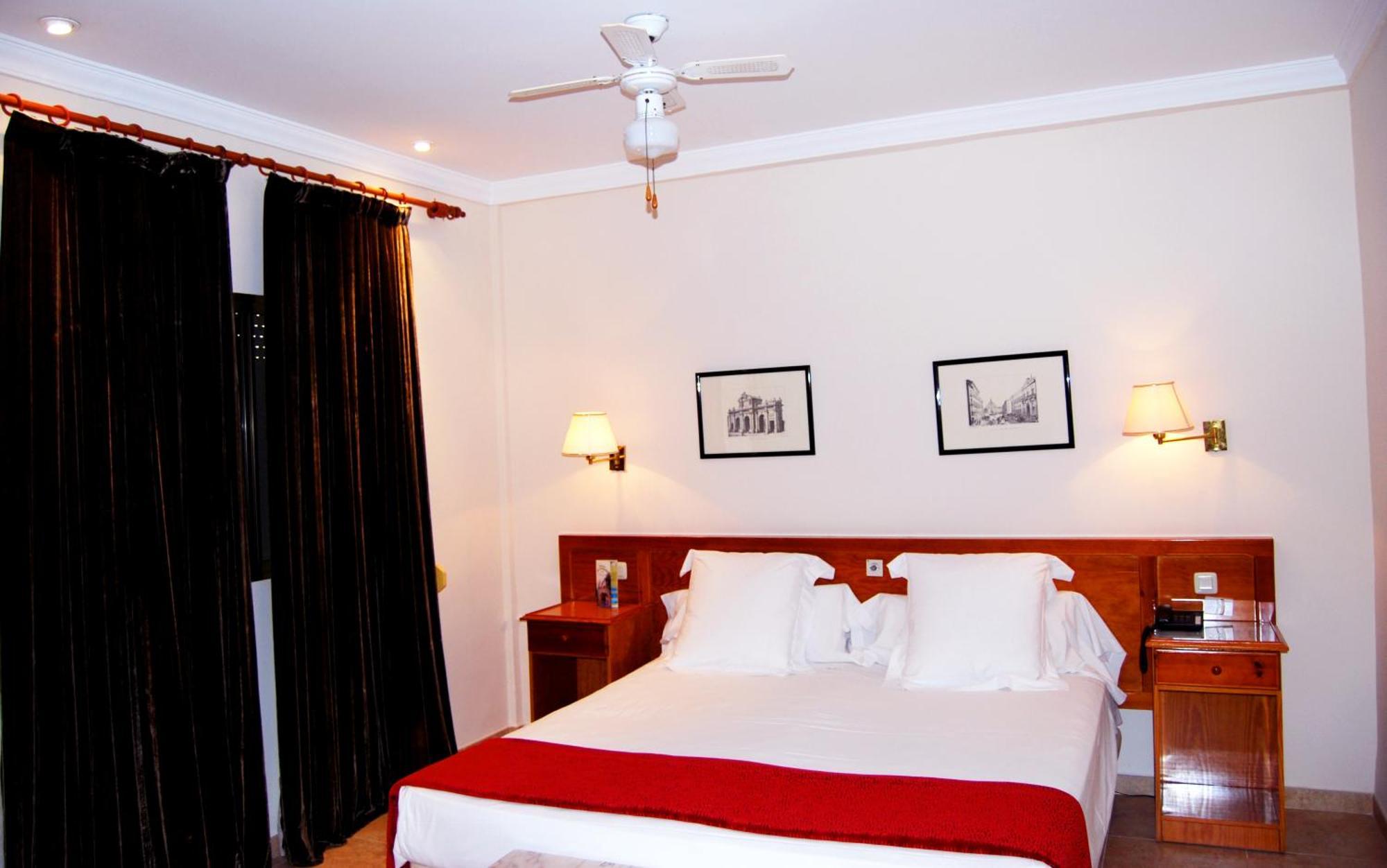 Hotel El Dorado Carboneras Habitación foto
